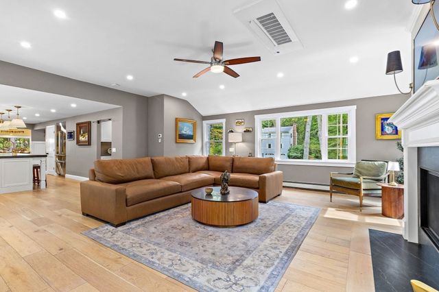 16 Wedgewood Rd, Stow, MA 01775
