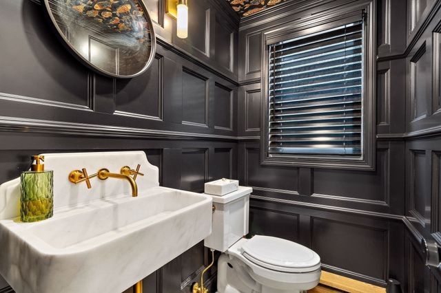 16 Wedgewood Rd, Stow, MA 01775