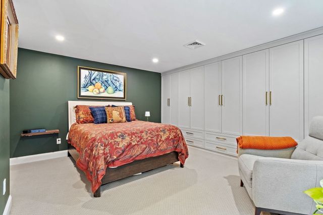 16 Wedgewood Rd, Stow, MA 01775