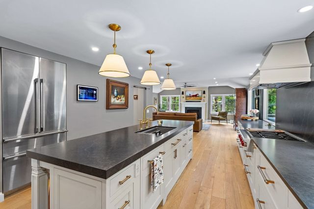 16 Wedgewood Rd, Stow, MA 01775