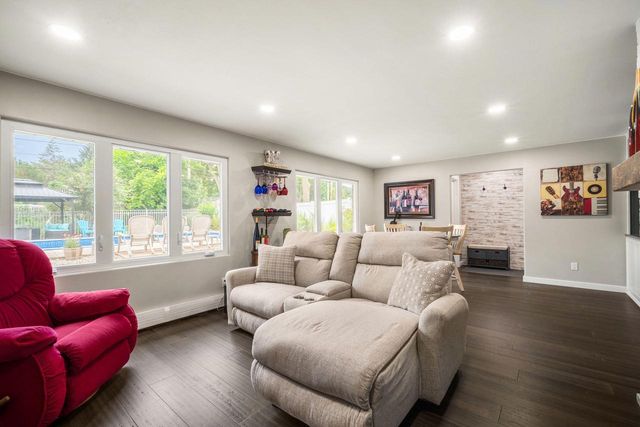 5393 S Allenwood LANE, Hales Corners, WI 53130