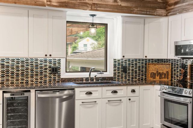 5393 S Allenwood LANE, Hales Corners, WI 53130