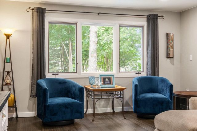 5393 S Allenwood LANE, Hales Corners, WI 53130