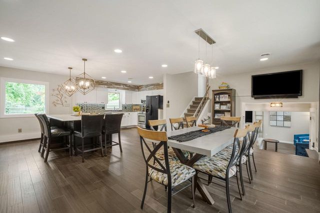5393 S Allenwood LANE, Hales Corners, WI 53130