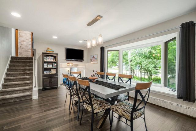 5393 S Allenwood LANE, Hales Corners, WI 53130