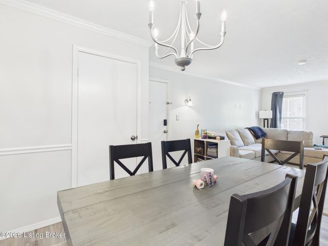 8127 Lake Ave APT A8, Louisville, KY 40222