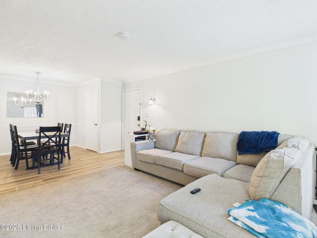 8127 Lake Ave APT A8, Louisville, KY 40222