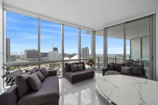 851 NE 1st Ave 1610, Miami, FL 33132