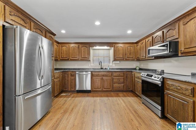 121 AZALEA HILLS DRIVE, Oneonta, AL 35121