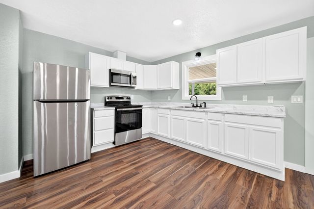 3016 Payne Street, Wills Point, TX 75169