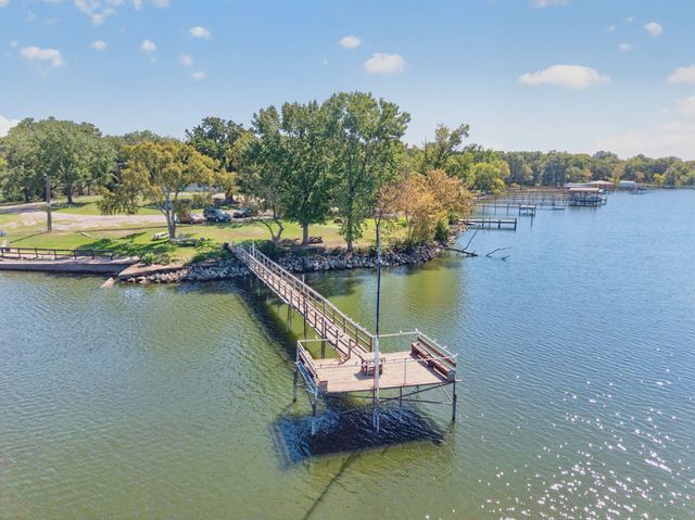 3016 Payne Street, Wills Point, TX 75169