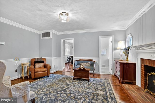 1175 DALEVIEW DR, Mclean, VA 22102