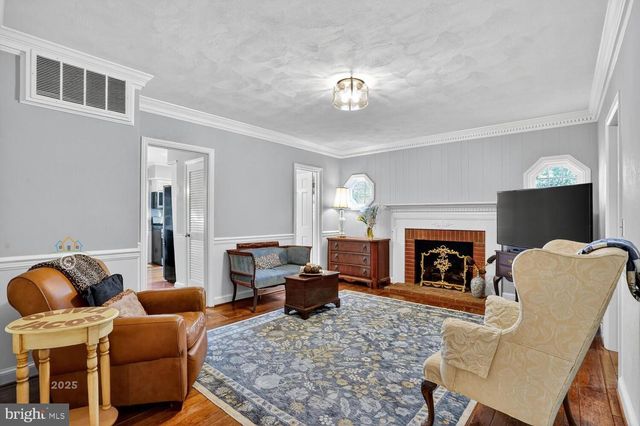 1175 DALEVIEW DR, Mclean, VA 22102