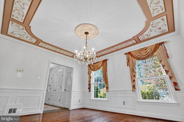 1175 DALEVIEW DR, Mclean, VA 22102