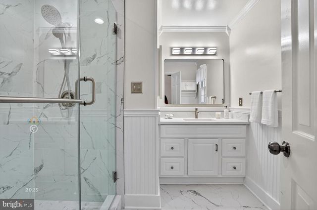 1175 DALEVIEW DR, Mclean, VA 22102