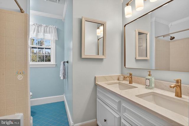 1175 DALEVIEW DR, Mclean, VA 22102