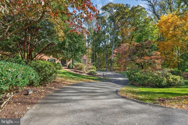 1175 DALEVIEW DR, Mclean, VA 22102