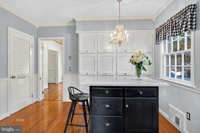 1175 DALEVIEW DR, Mclean, VA 22102