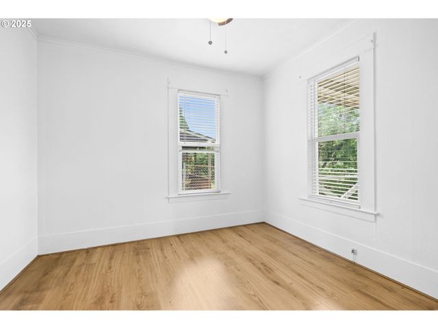 138 Se MAIN St, Estacada, OR 97023