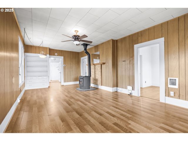 138 Se MAIN St, Estacada, OR 97023
