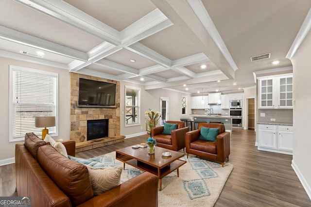 3781 Franks Way, Loganville, GA 30052