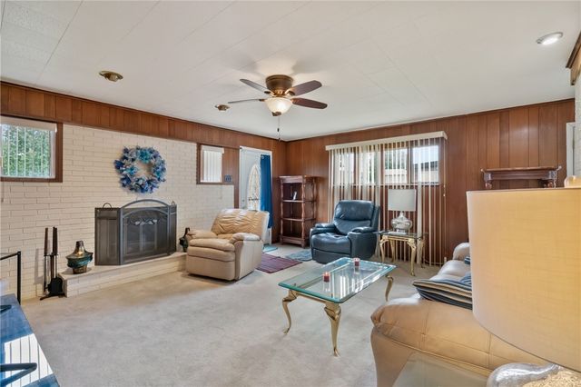 1007 High St, Luzerne Twp, PA 15417