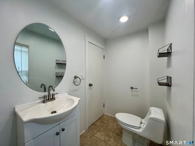 160 New Litchfield Street, Torrington, CT 06790