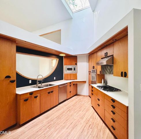 115 Queensferry Road, Cary, NC 27511