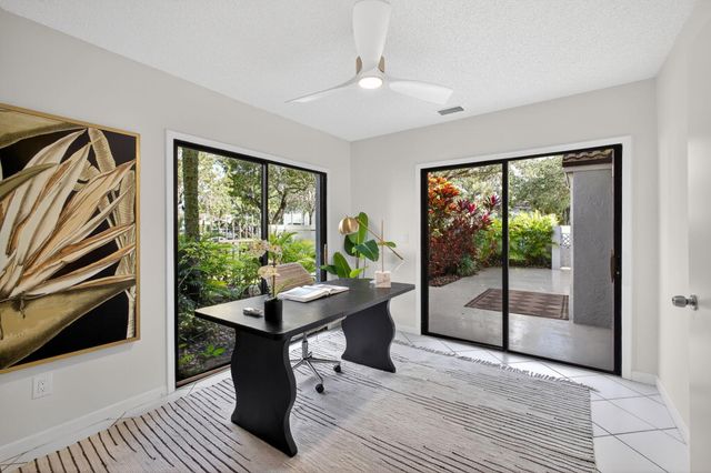 357 Prestwick Circle 2, Palm Beach Gardens, FL 33418