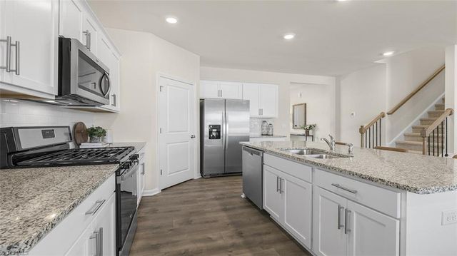 2554 Summersby Drive, Mebane, NC 27302