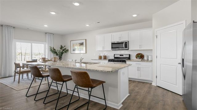 2554 Summersby Drive, Mebane, NC 27302