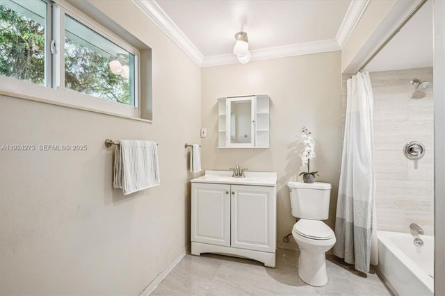 4316 SW 6th St, Plantation, FL 33317