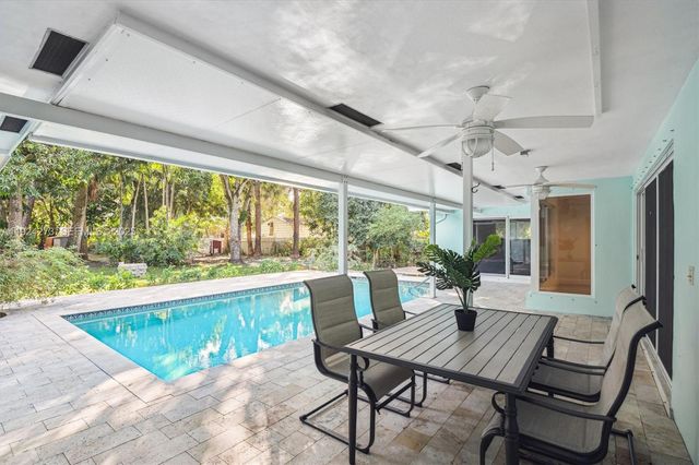 4316 SW 6th St, Plantation, FL 33317