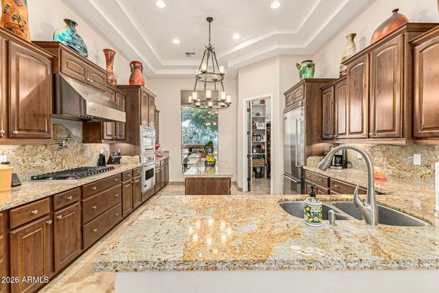 311 W OLESEN Road, Phoenix, AZ 85085