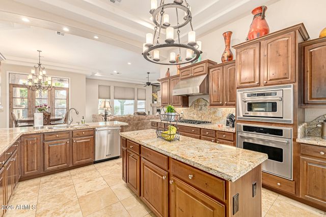 311 W OLESEN Road, Phoenix, AZ 85085