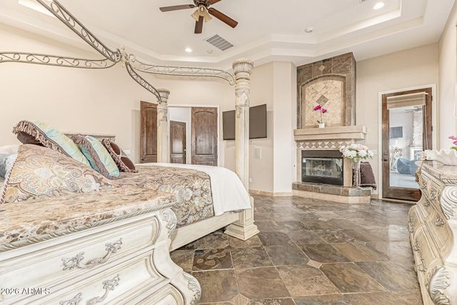 311 W OLESEN Road, Phoenix, AZ 85085