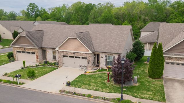 92 Whitman Xing, Clarksville, TN 37043