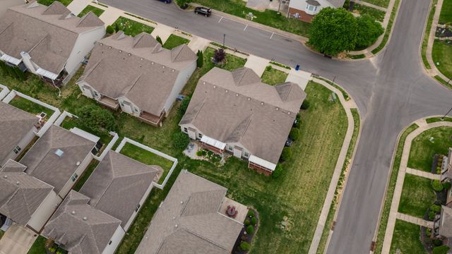 92 Whitman Xing, Clarksville, TN 37043