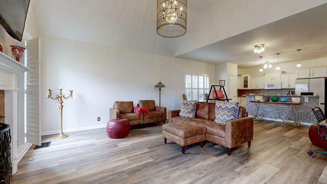 92 Whitman Xing, Clarksville, TN 37043