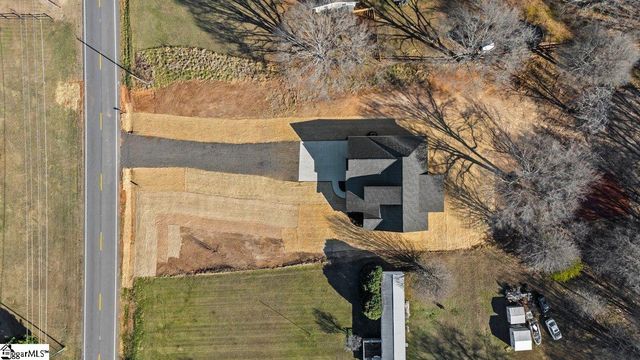 3910 357 Highway, Inman, SC 29349