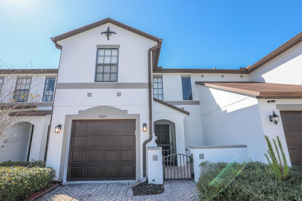 5064 NW Coventry Circle, Port St. Lucie, Port St Lucie, FL 34986