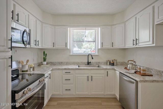 440 TAURUS Lane, Orange Park, FL 32073