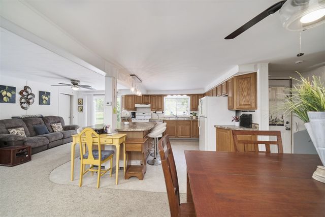 6665 Lakeshore Road, Manistee, MI 49660