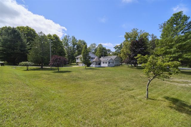 6665 Lakeshore Road, Manistee, MI 49660