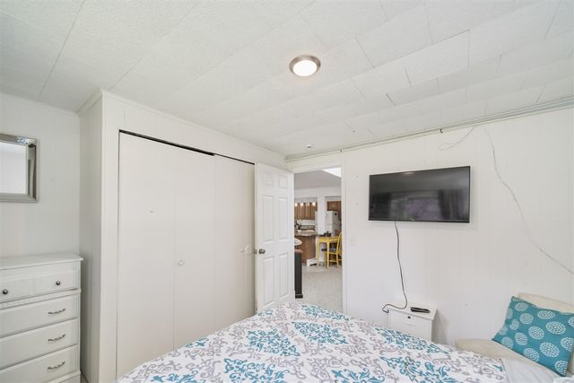 6665 Lakeshore Road, Manistee, MI 49660