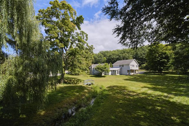 6665 Lakeshore Road, Manistee, MI 49660