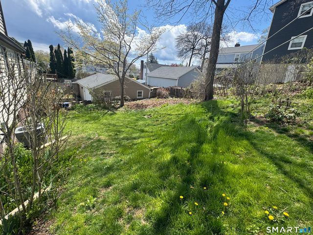 265 Greenwood Street, Bridgeport, CT 06606