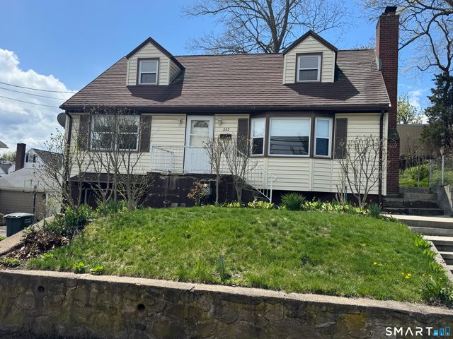265 Greenwood Street, Bridgeport, CT 06606