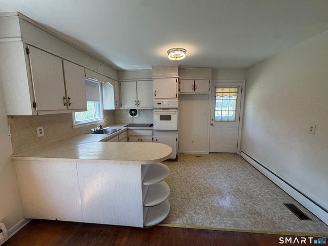 265 Greenwood Street, Bridgeport, CT 06606