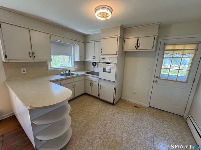 265 Greenwood Street, Bridgeport, CT 06606